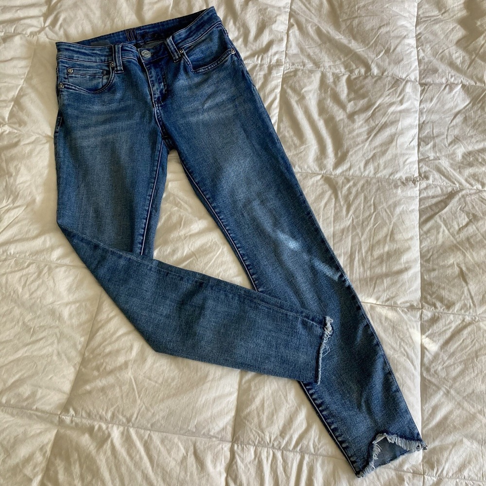 Kut from the Kloth Connie MidRise SkinnyAnkle BlueJean MedWash Distress RawHem 4
